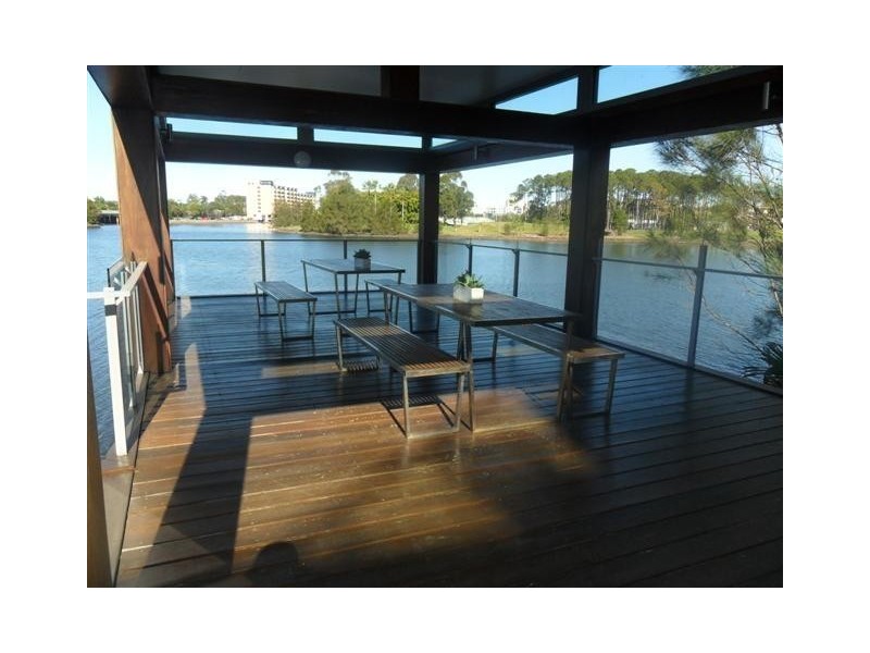 22 Ben Lexcen Place, Robina QLD 4226