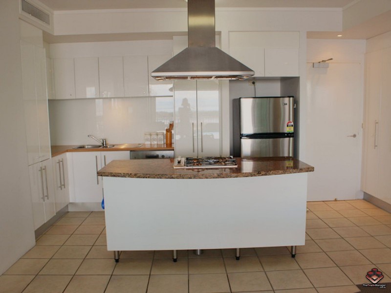 326 Marine Parade, Labrador QLD 4215