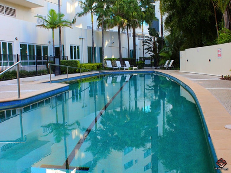 326 Marine Parade, Labrador QLD 4215