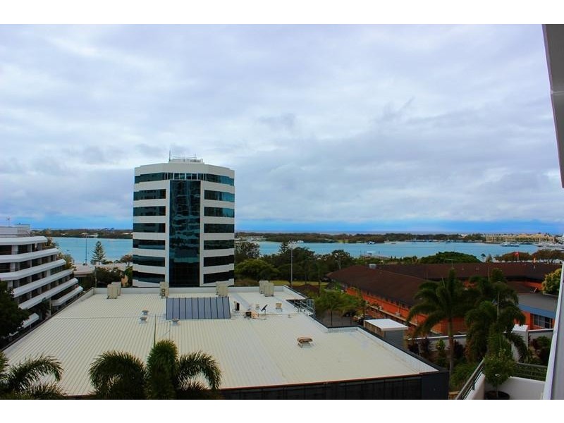 105 Scarborough Street, Southport QLD 4215