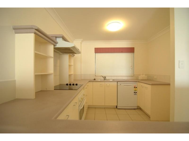 35 Ferry Street, Kangaroo Point QLD 4169