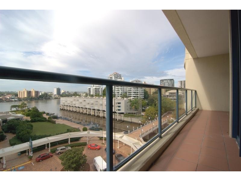 35 Ferry Street, Kangaroo Point QLD 4169