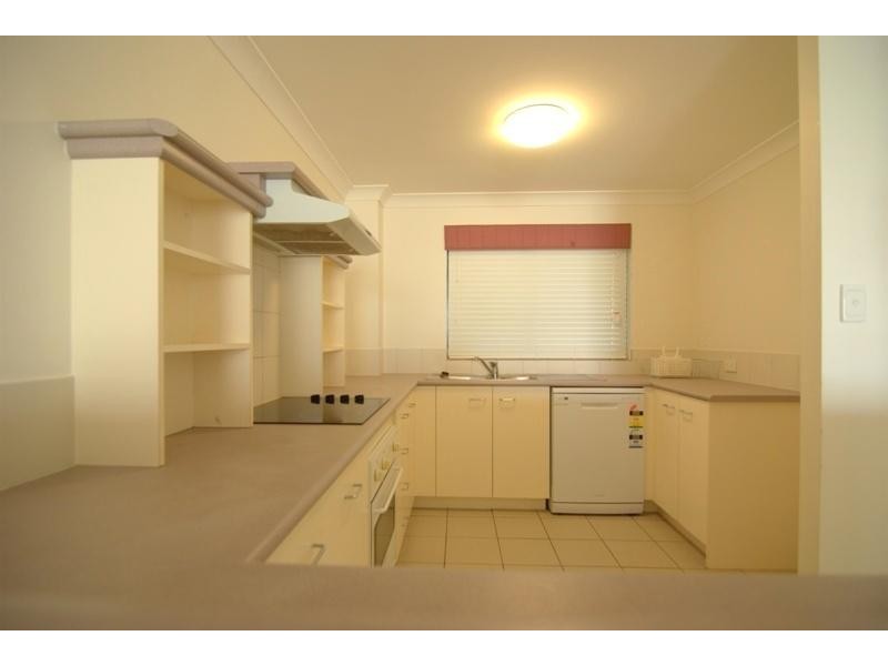 35 Ferry Street, Kangaroo Point QLD 4169