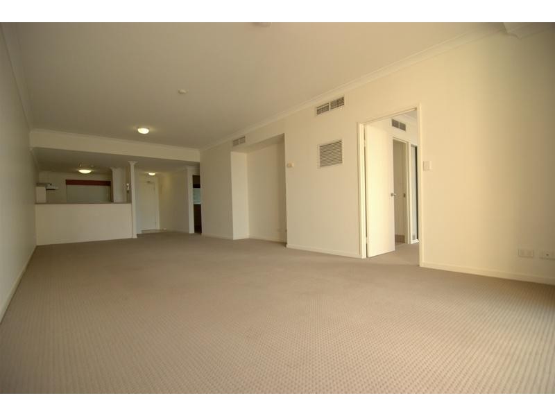 35 Ferry Street, Kangaroo Point QLD 4169