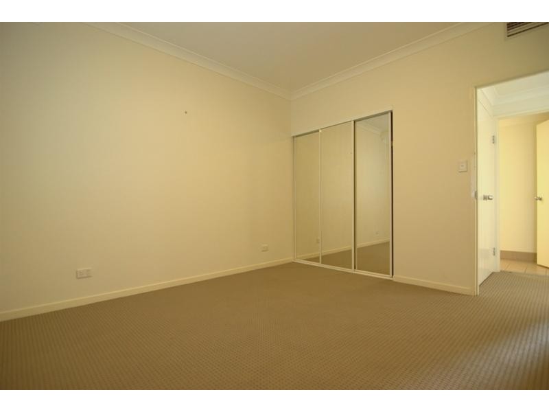 35 Ferry Street, Kangaroo Point QLD 4169