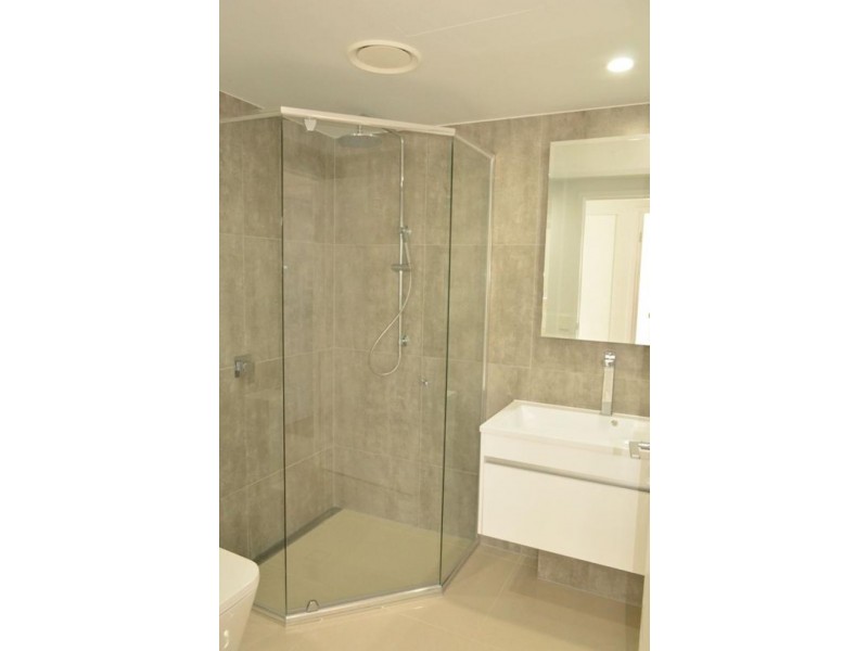 201/26-28 Gray Street, Southport QLD 4215