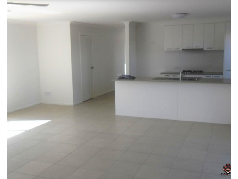 13 North Quay Circuit, Hope Island QLD 4212