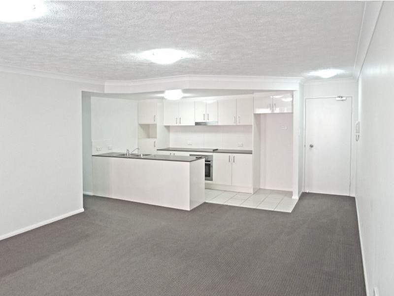 2M/35 Hamilton Road, Moorooka QLD 4105