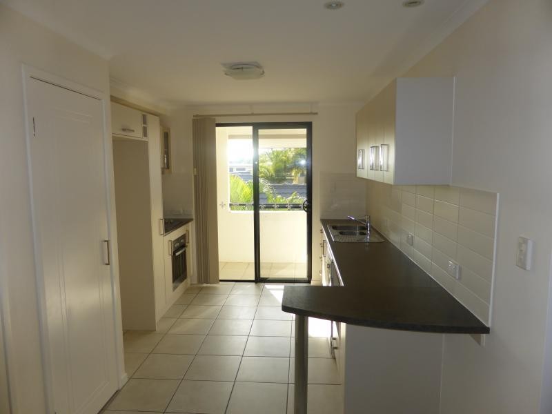 1 / 6-24 Henry Street, West End QLD 4810