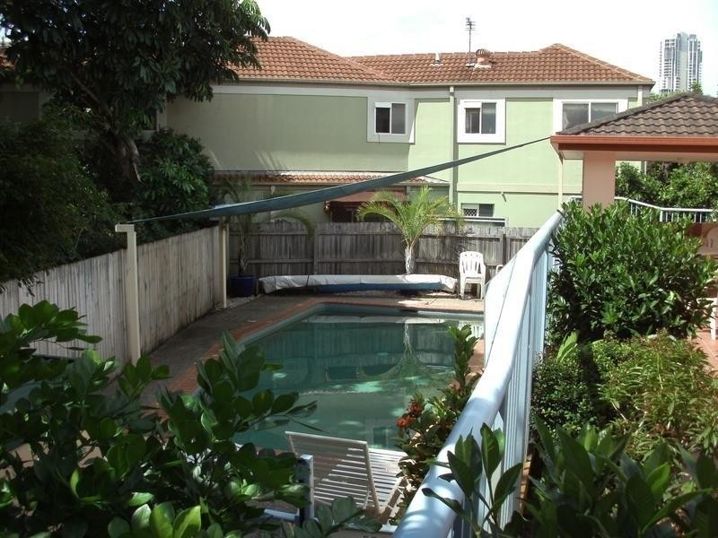 Chevron Island QLD 4217
