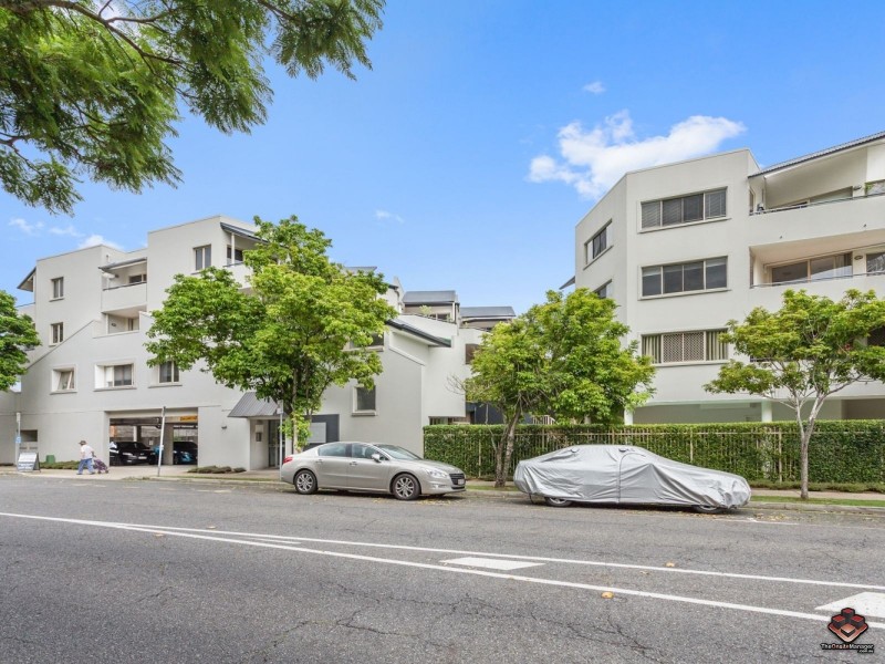 Unit 3/ 32-38 Newstead Tce, Newstead QLD 4006