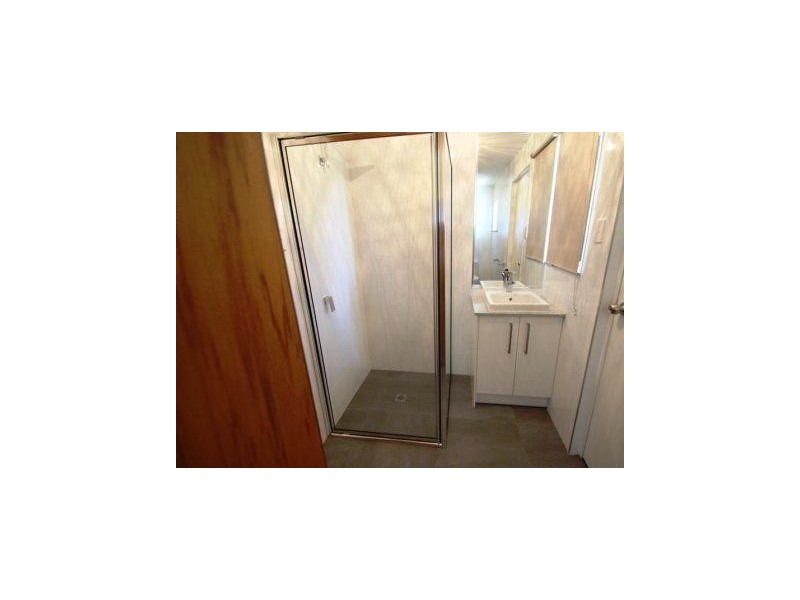 8 AVOLET ST, River Heads QLD 4655