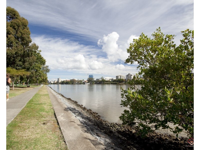 241 / 10 Pidgeon Close, West End QLD 4101