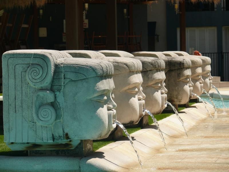 218 / 29 Springfield Crescent, Cairns QLD 4870