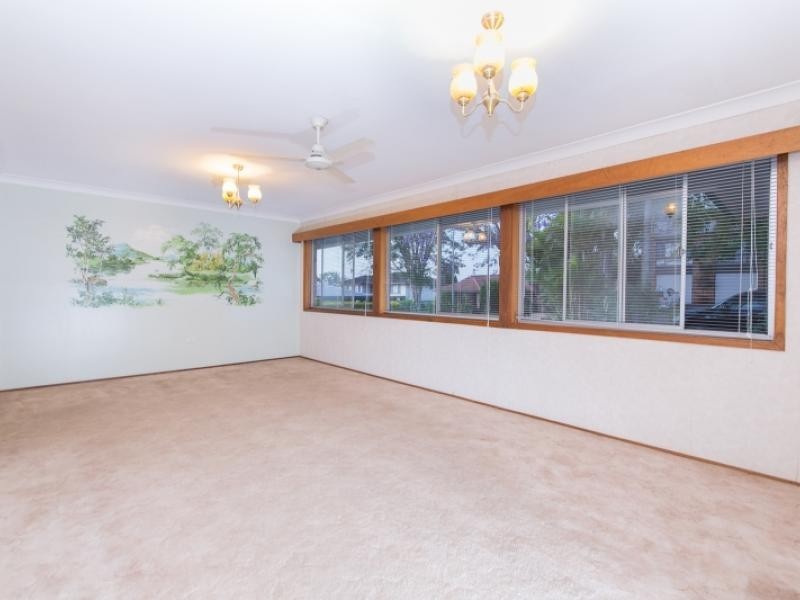 15 Eurydice St, Robertson QLD 4109