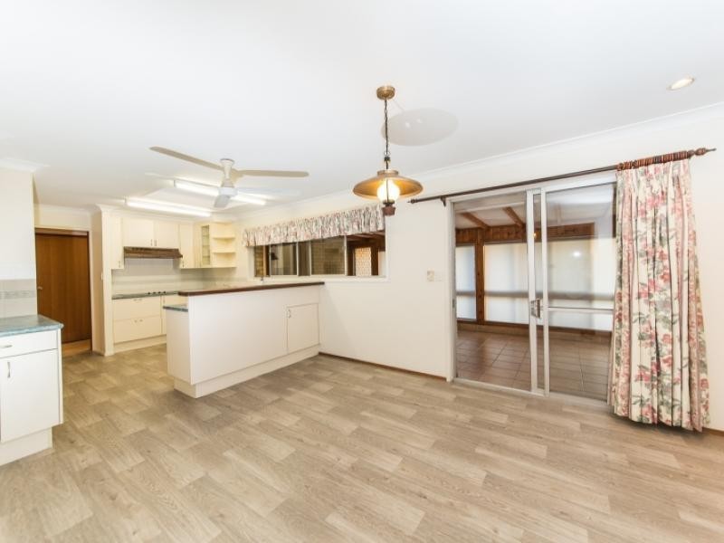 15 Eurydice St, Robertson QLD 4109