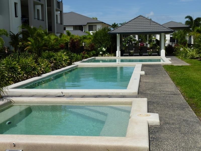 1 / 24 Henry Street, West End QLD 4810