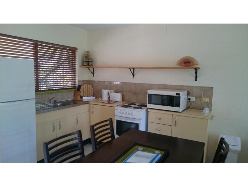 Clifton Beach QLD 4879