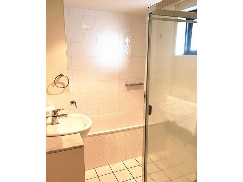 21 Patrick Lane, Toowong QLD 4066