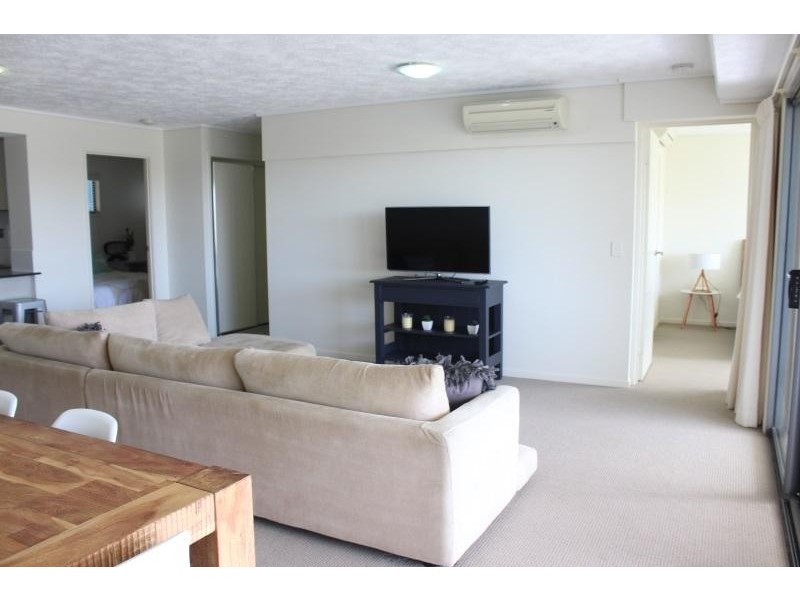 24/4 Grand Parade, Parrearra QLD 4575