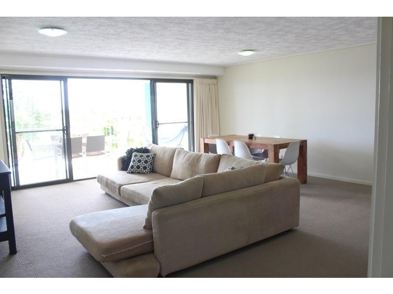 24/4 Grand Parade, Parrearra QLD 4575