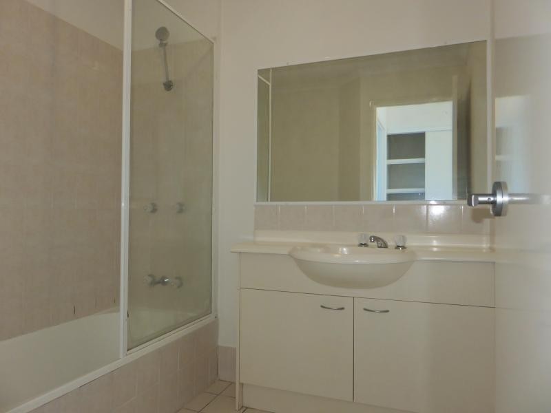 643 Pine Ridge Road, Biggera Waters QLD 4216