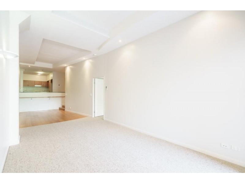 107 / 24 MACQUARIE STREET, Teneriffe QLD 4005