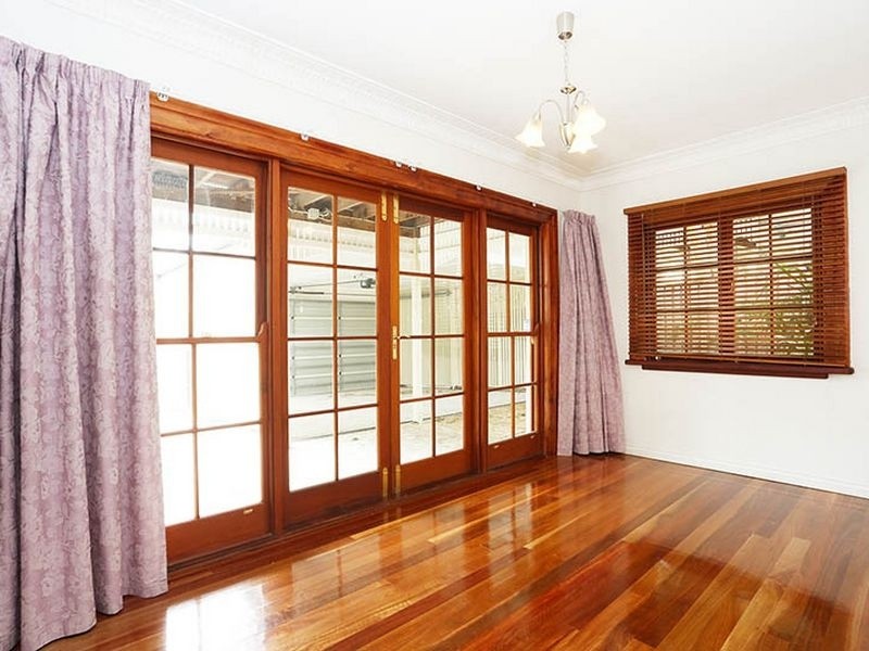 35 Eric Crescent, Annerley QLD 4103