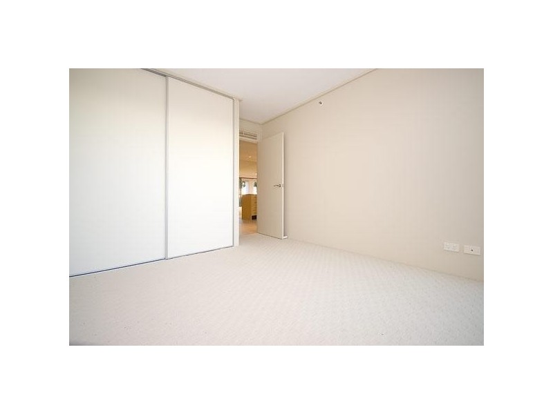 105 Scarborough Street, Southport QLD 4215