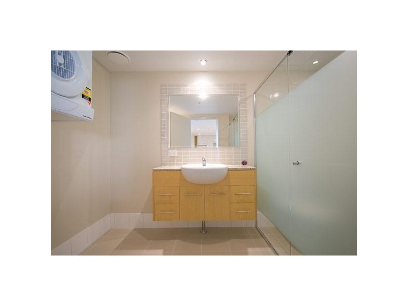 105 Scarborough Street, Southport QLD 4215