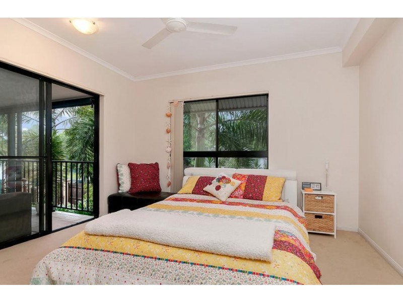 434-446 Kamerunga Rd, Redlynch QLD 4870