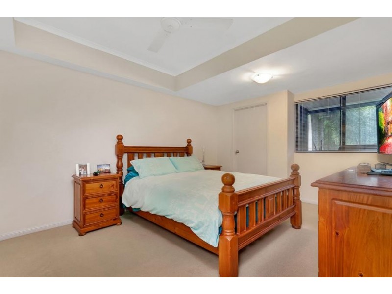 434-446 Kamerunga Rd, Redlynch QLD 4870