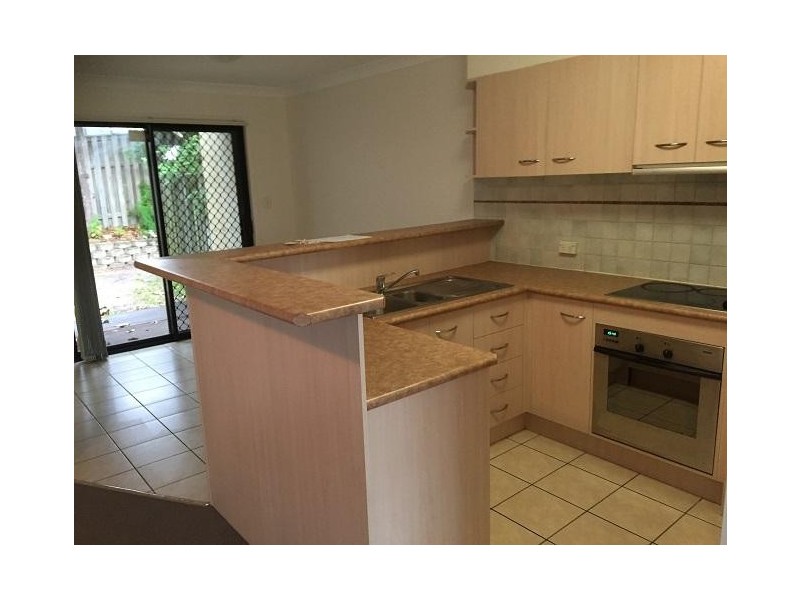 60 Ancona St, Carrara QLD 4211