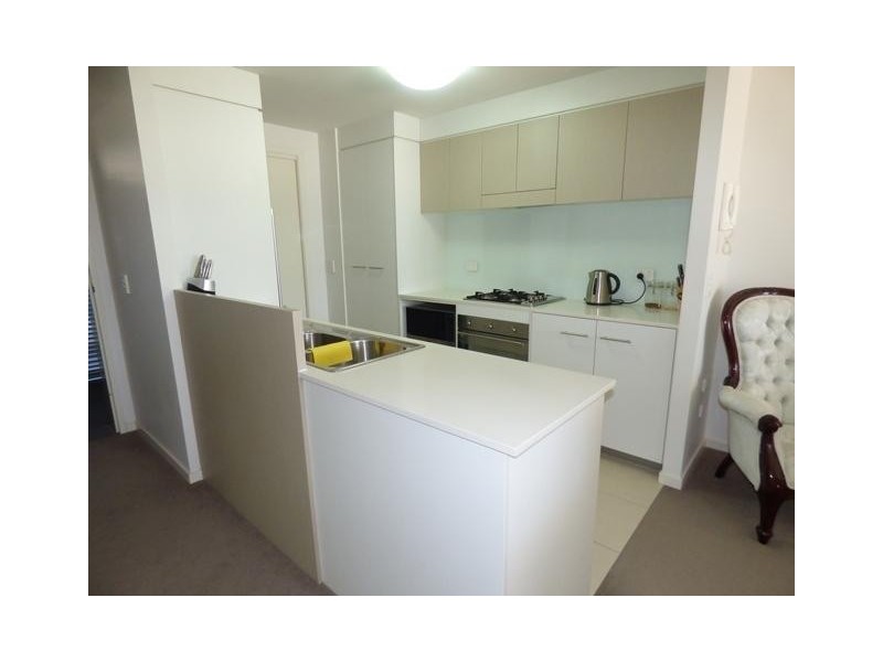 1033/ 16 Surbiton Court, Carindale QLD 4152