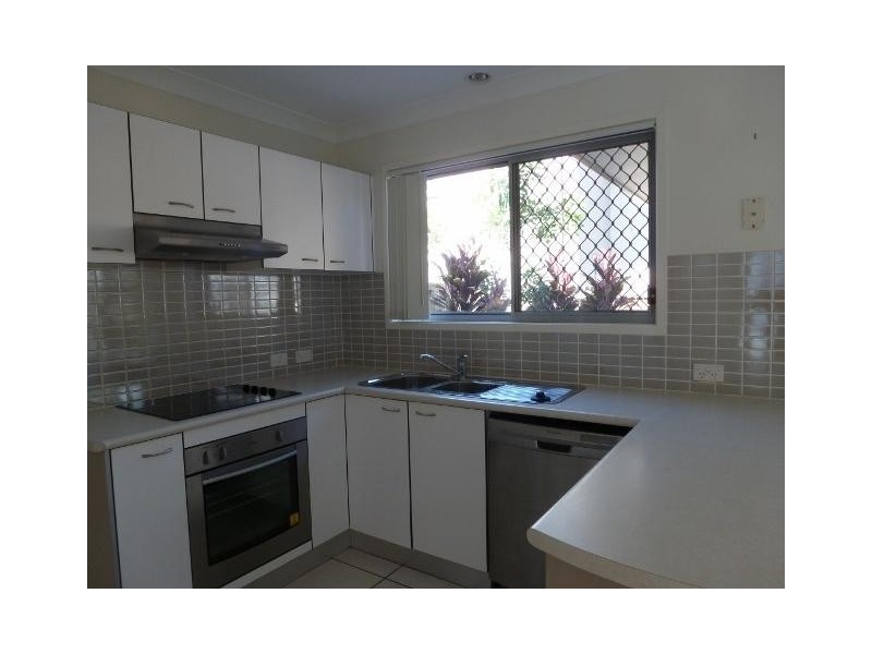 130 Jutland Street, Oxley QLD 4075