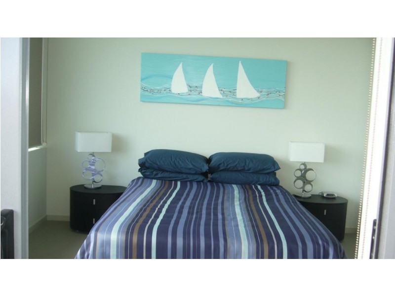 2202/6 Mariners Drive, Townsville City QLD 4810