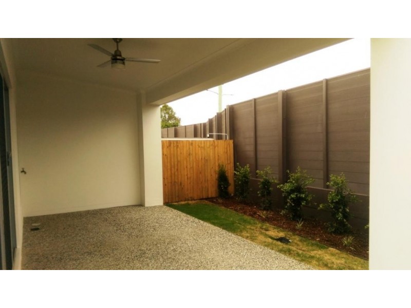 9010 Halyard Cres, Hope Island QLD 4212