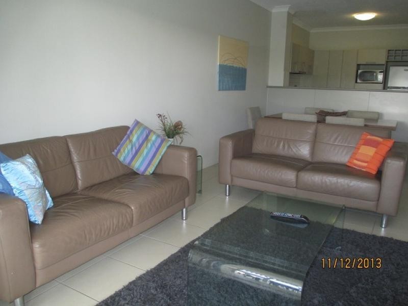 38 / 42 Warburton Street, North Ward QLD 4810