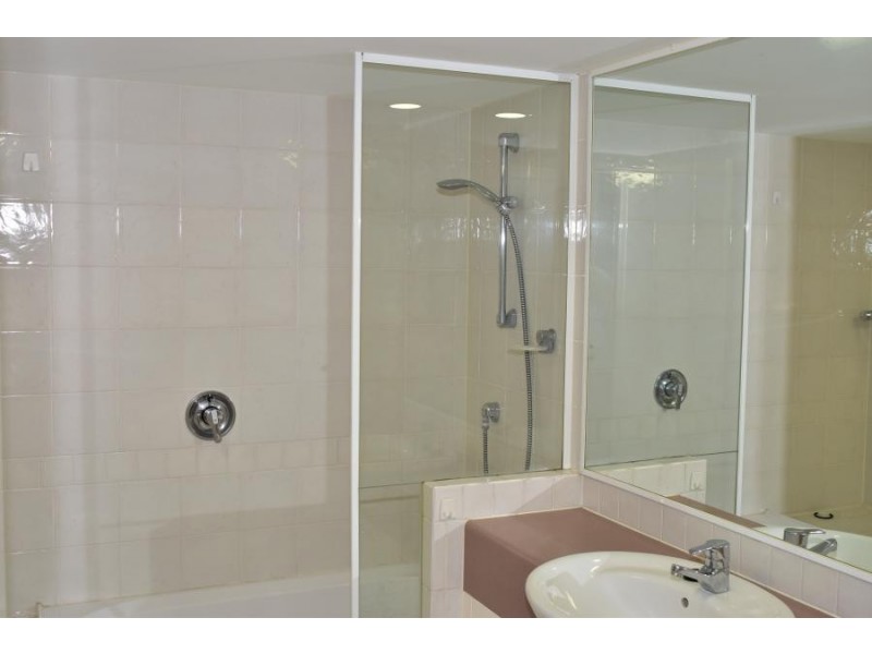 2 /180 – 190 Swann Rd, Taringa QLD 4068