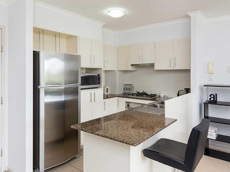 219/8 Land Street, Toowong QLD 4066