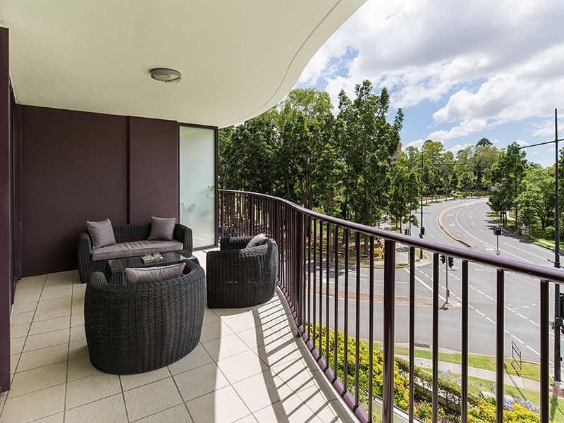 219/8 Land Street, Toowong QLD 4066