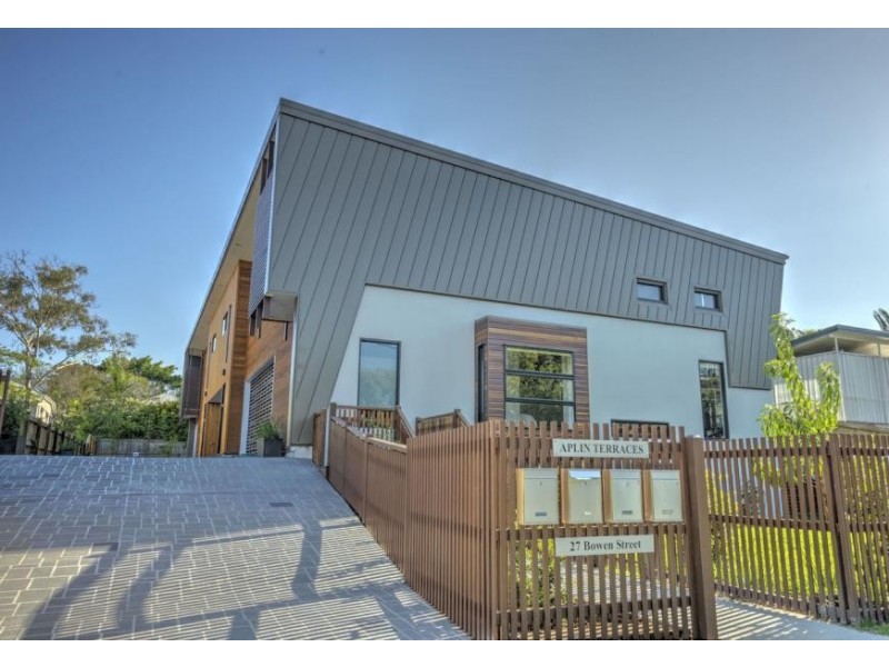 27 BOWEN ST, Windsor QLD 4030