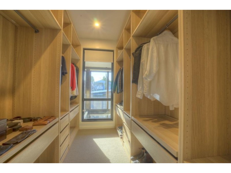 27 BOWEN ST, Windsor QLD 4030