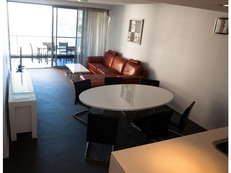 30 Macrossan Street, Brisbane QLD 4000