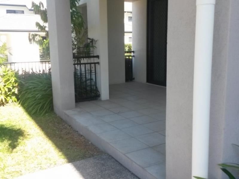 1 / 6-24 Henry Street, West End QLD 4810