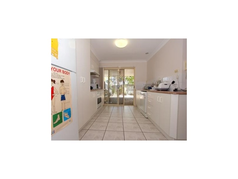 121 Golden Ave, Calamvale QLD 4116
