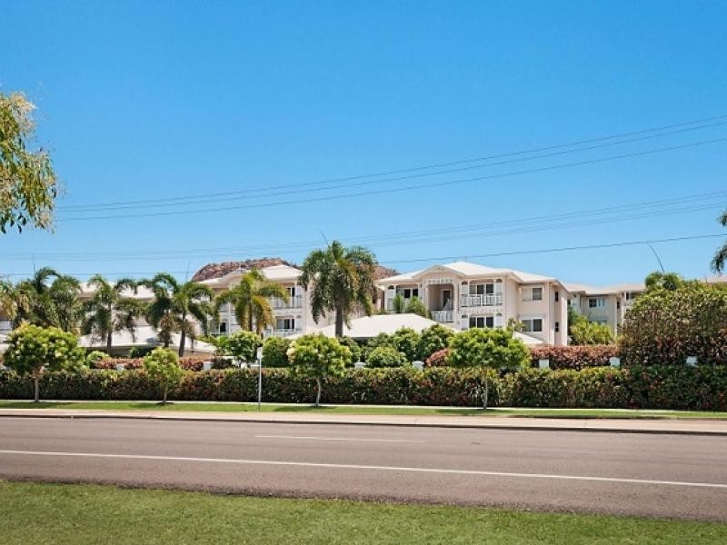 63 / 42 Warburton Street, North Ward QLD 4810