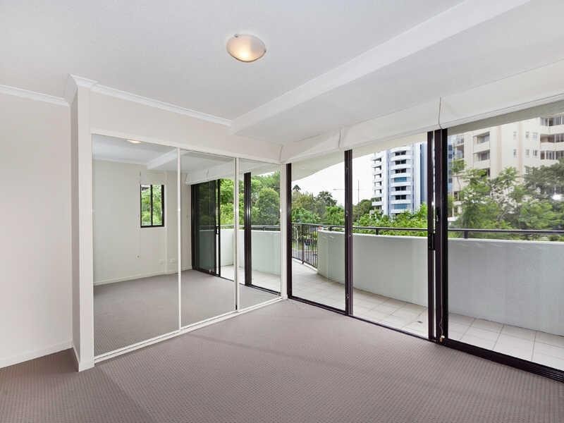 208/8 Land Street, Toowong QLD 4066