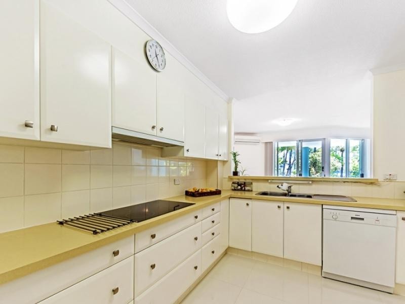 Runaway Bay QLD 4216