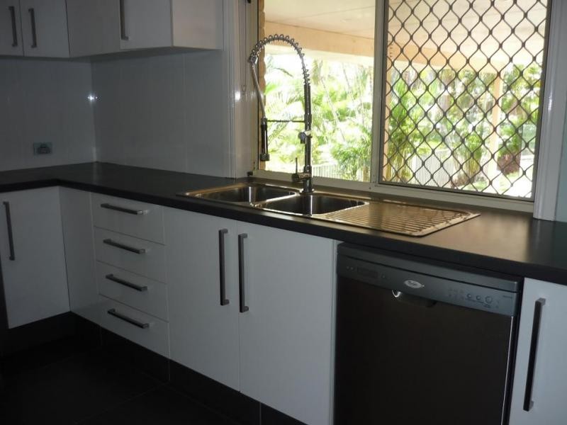 7 Watford Cres, Molendinar QLD 4214
